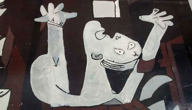 Mural_réplica_Guernica_Santiago_de_Chile
