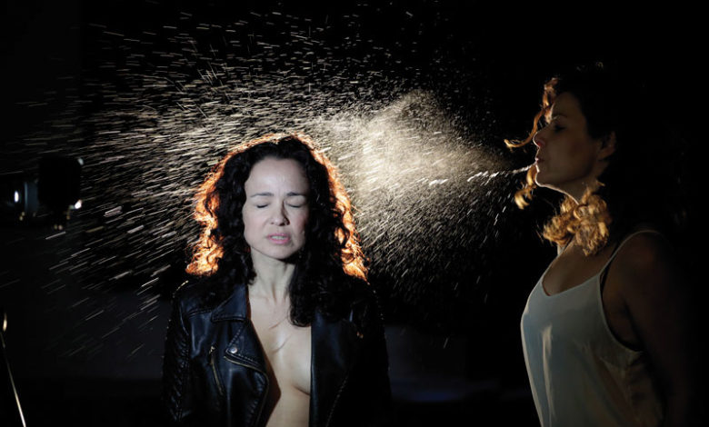 Oblivion o cisnes que se reflejan como elefantes