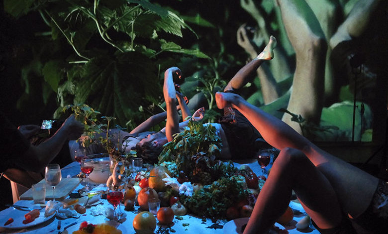 Deep Dish ©Chris Haring