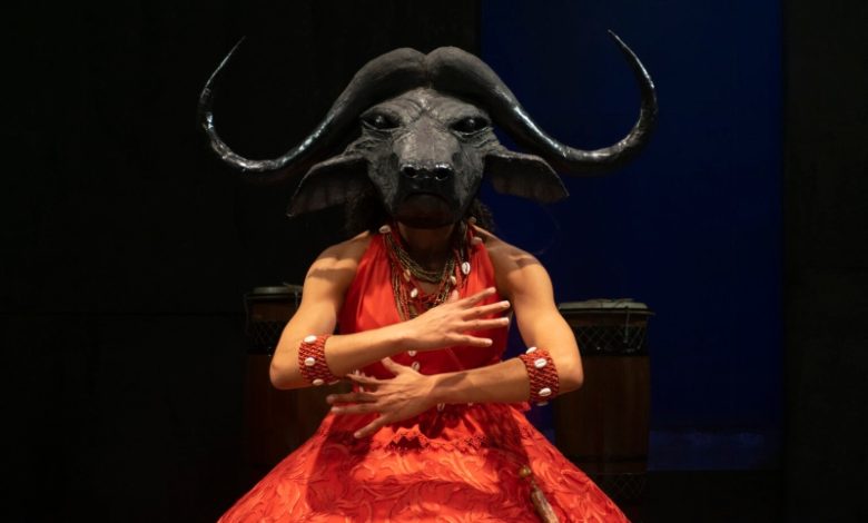 Carcere ou porque as mulheres viram bufalos Cia Heliopolis Artezblai