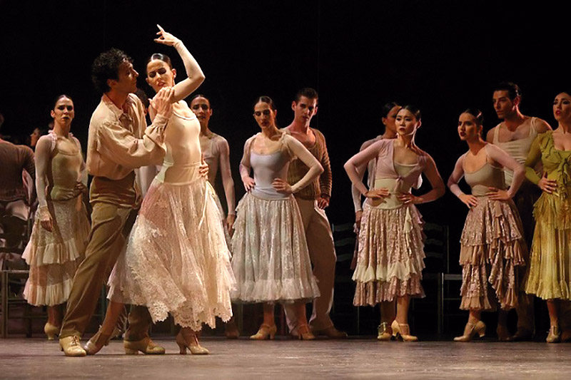 El loco Ballet Nacional de España artezblai