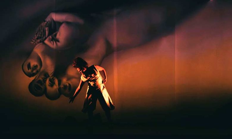 Deadpan karaoke artezblai