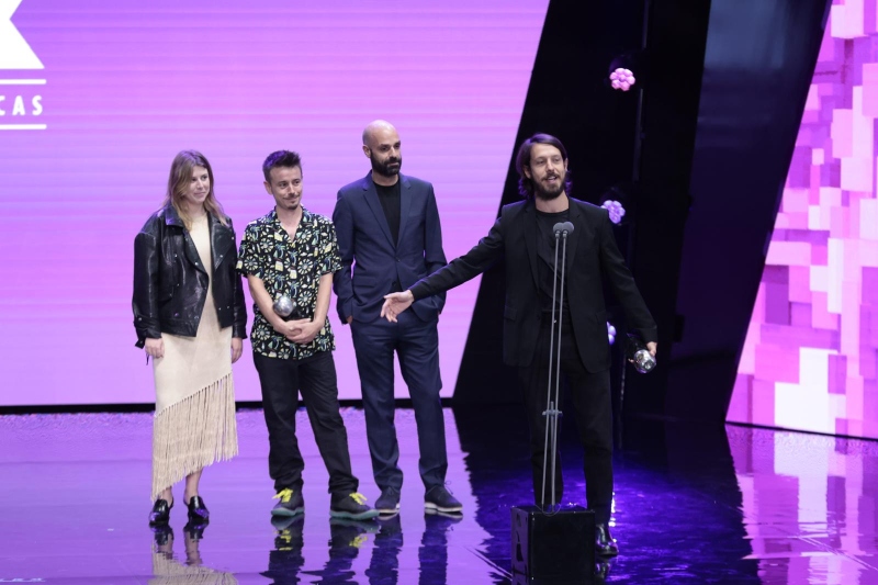 Premio Mejor Espectáclo Teatro Foto Miguel Barreto' Falsestuff' artezblai