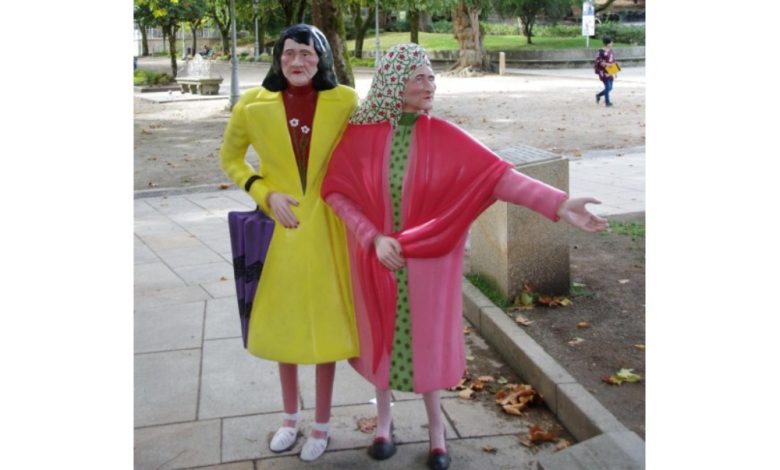 Las hermanas Maruxa y Coralia Fandiño